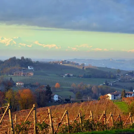Il Sole Di Kristina * Costigliole d'Asti